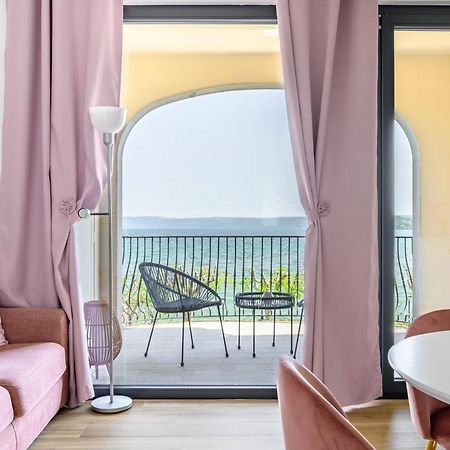 Casa Vacanze Maddalena - Palazzetto Sul Lago - Diamante Rosa Марта Номер фото