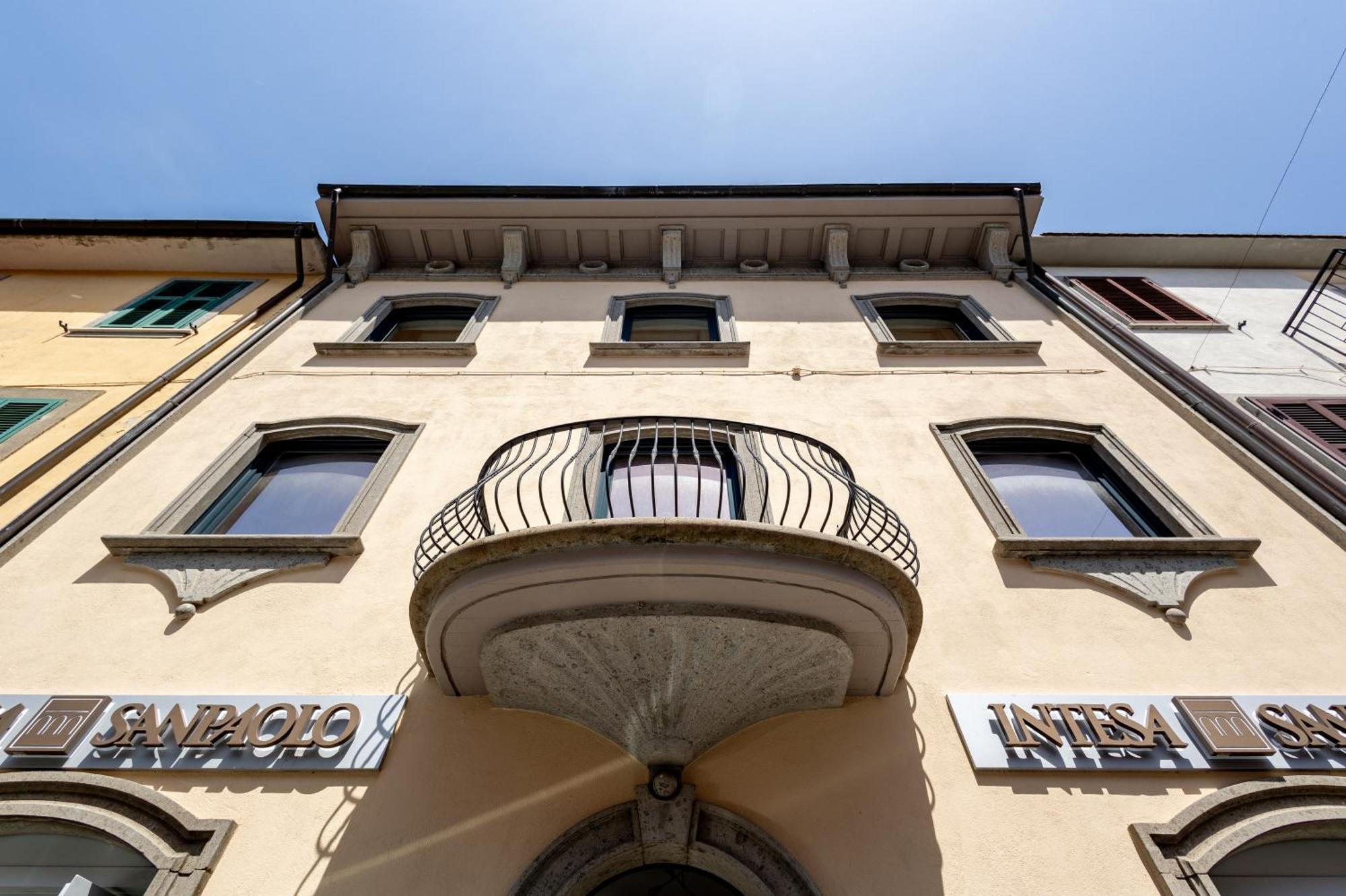 Casa Vacanze Maddalena - Palazzetto Sul Lago - Diamante Rosa Марта Экстерьер фото