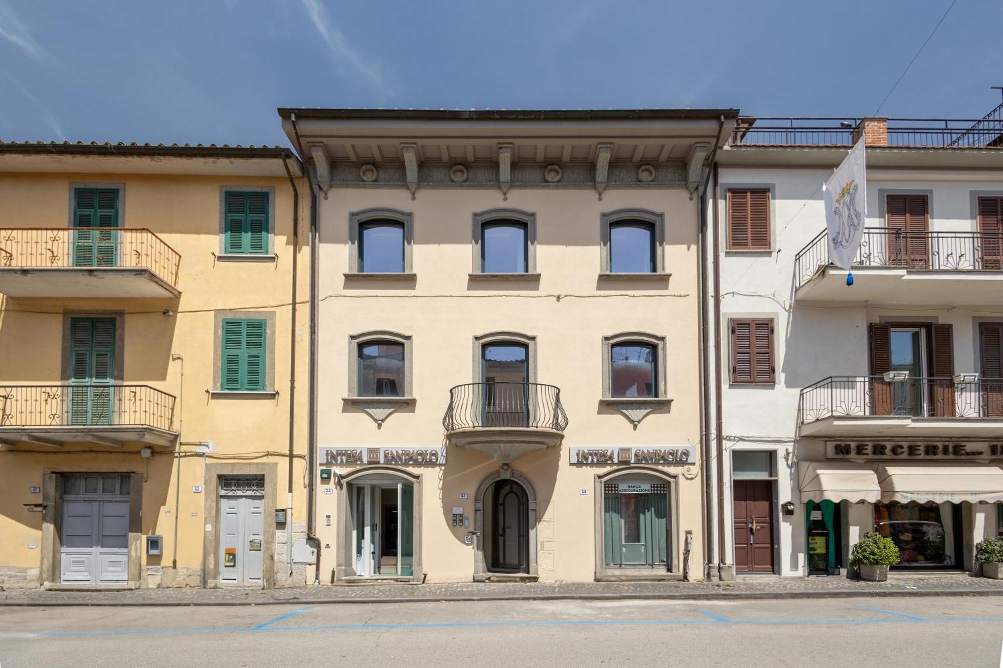 Casa Vacanze Maddalena - Palazzetto Sul Lago - Diamante Rosa Марта Экстерьер фото