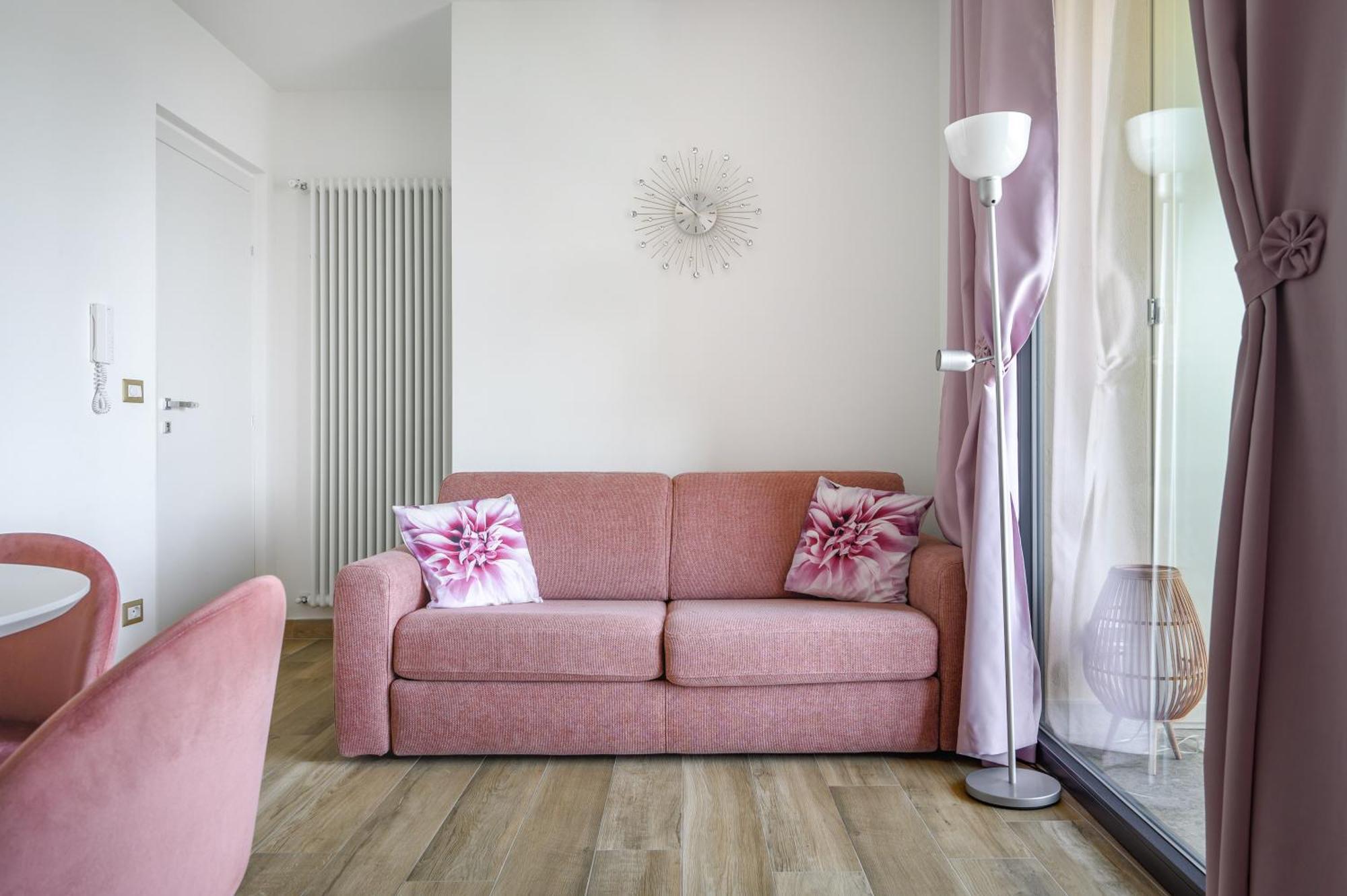 Casa Vacanze Maddalena - Palazzetto Sul Lago - Diamante Rosa Марта Экстерьер фото