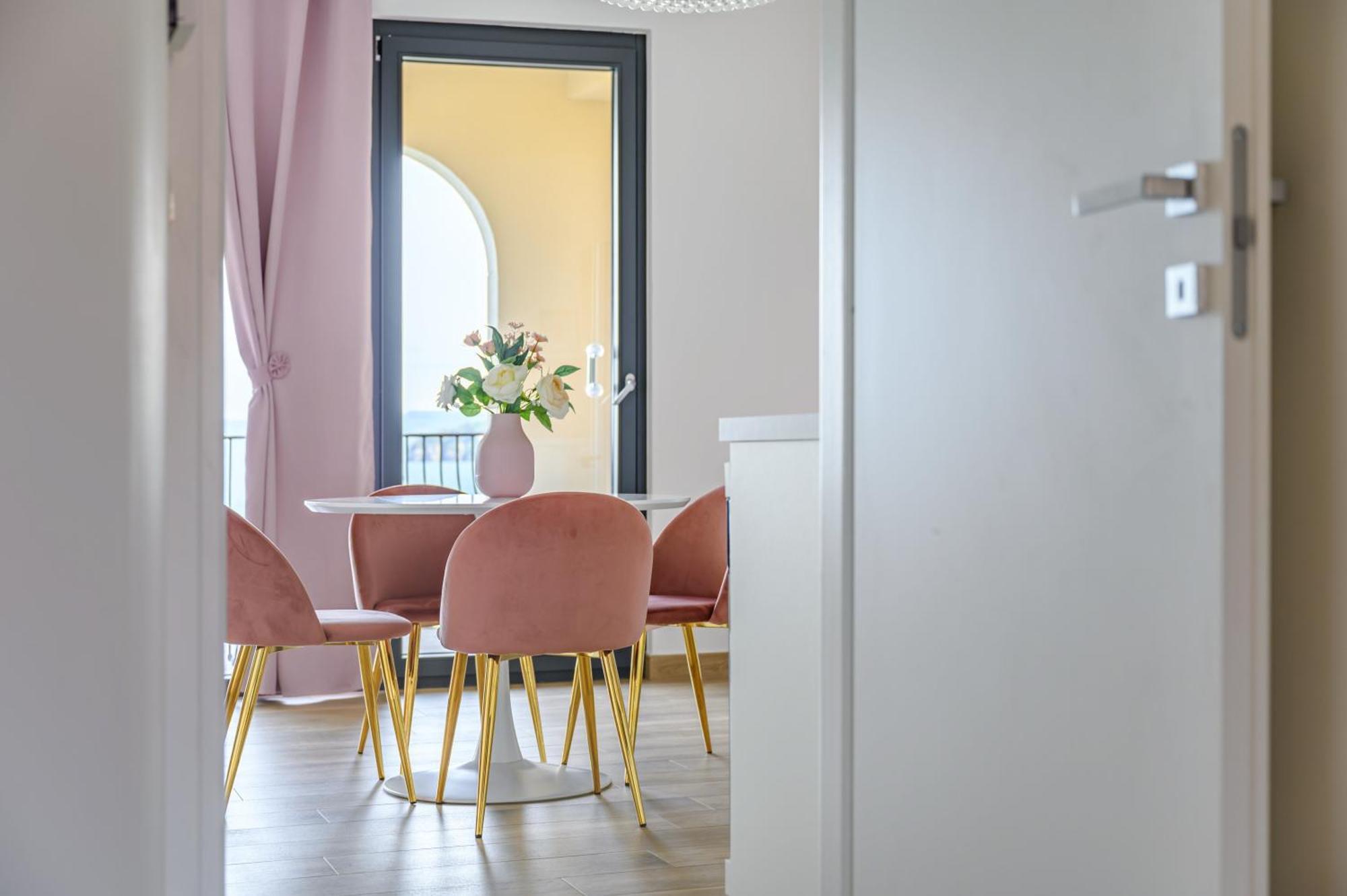 Casa Vacanze Maddalena - Palazzetto Sul Lago - Diamante Rosa Марта Экстерьер фото